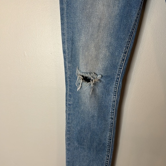 Miss Me Skinny Jeans - Picture 2 of 7